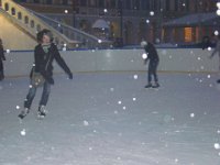 7.01.2010 - Gimnazjaliści na lodowisku w Zamościu